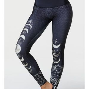 Onzie flow leggings